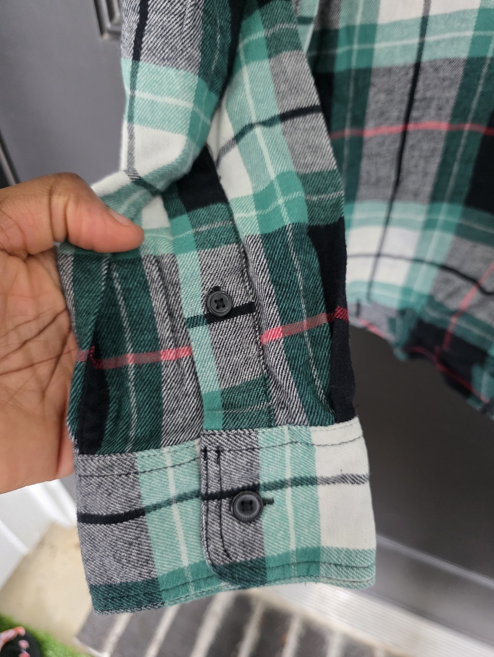 Old Navy Plaid Button-Down Shirt Women Sz M Built In Flex Long Sleeve NWT - Picture 8 of 9